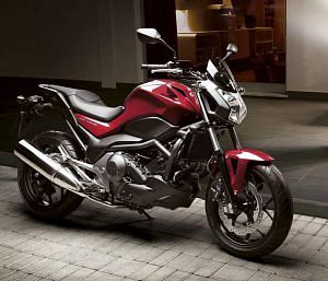Honda Nc 750s Dct 18 Motorcycle Specifications