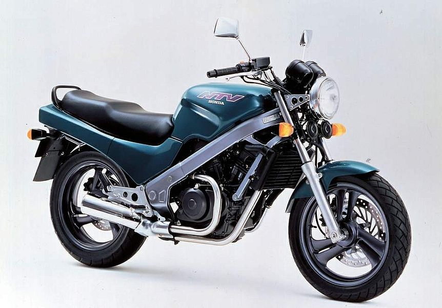 Honda NTV 650 Revere (1993-97)