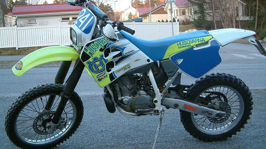 Husqvarna WR 250 (1995-97) - motorcycle 