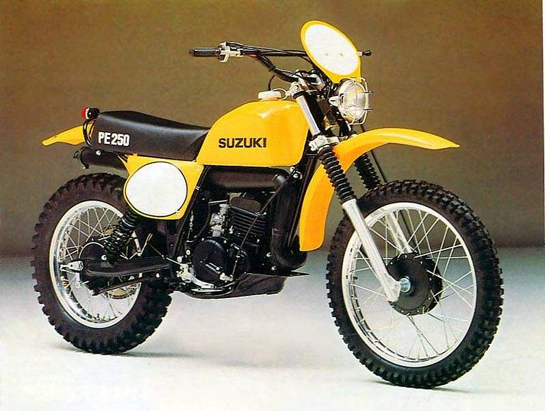 Suzuki PE 250 (1977-78)