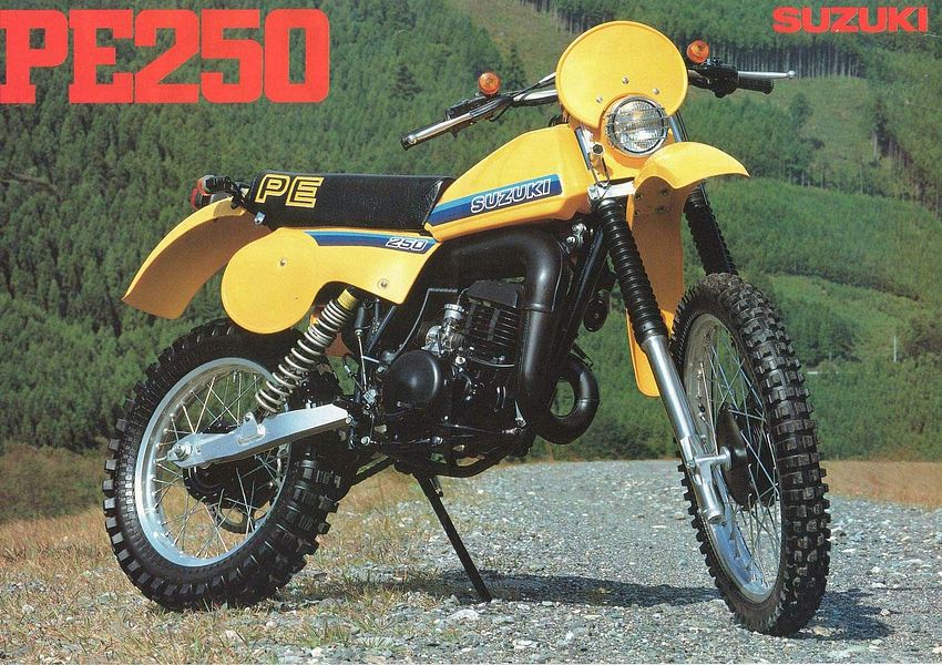 Suzuki PE 250 (1981)