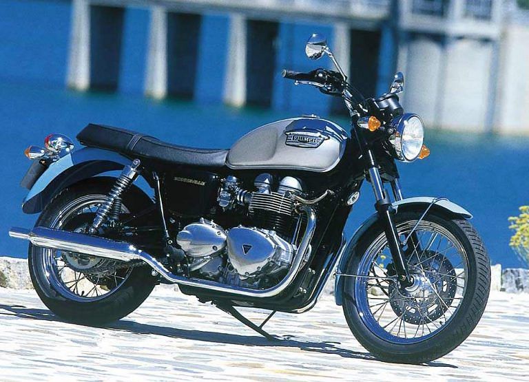 Triumph Bonneville 800 (2001-02) - MotorcycleSpecifications.com